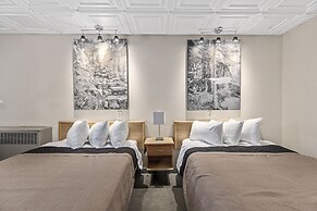 Catalina Motel