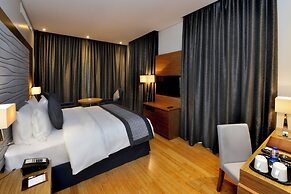 Ramada Resort by Wyndham Manama Seef