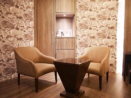 Refinement Motel