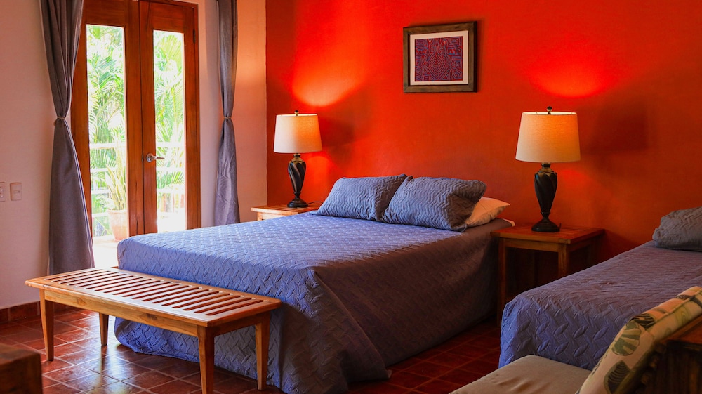 Hotel Punta Franca