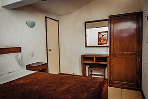 Hotel Azucena