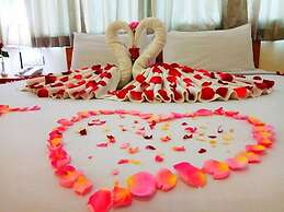 Pleasure View Hotel