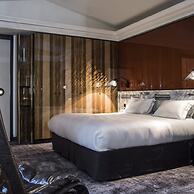 Les Bains Paris