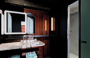 Les Bains Paris