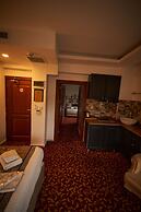 Oriella Hotel