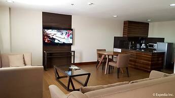 Newtown Plaza Hotel