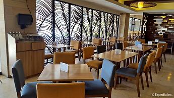 Newtown Plaza Hotel