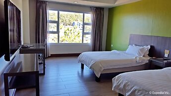 Newtown Plaza Hotel