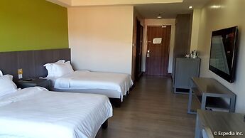 Newtown Plaza Hotel