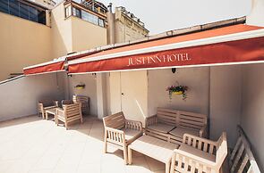 Just Inn Hotel