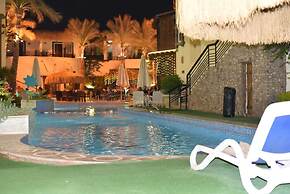 Naama Inn