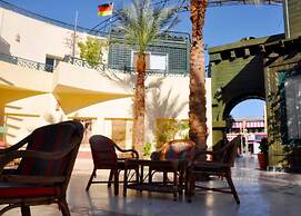 Naama Inn