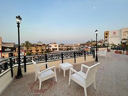 Naama Inn