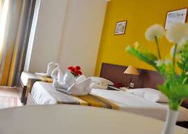 Naama Inn