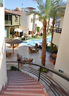 Naama Inn