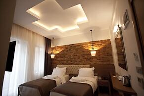 Pera Line Hotel