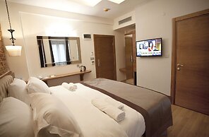 Pera Line Hotel