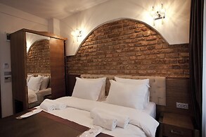 Pera Line Hotel