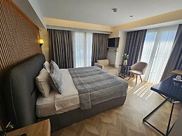 Anthemis Hotel