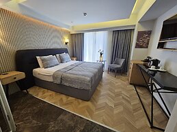 Anthemis Hotel
