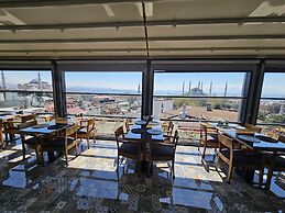 Anthemis Hotel