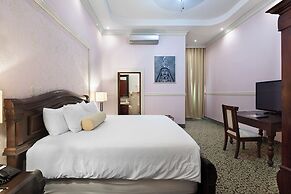 Hotel La Perla