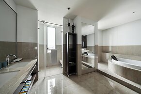 Taipung Suites