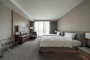 Taipung Suites