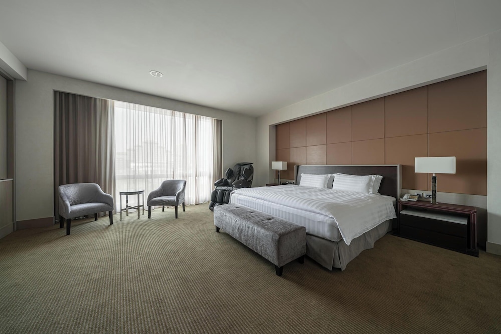Taipung Suites