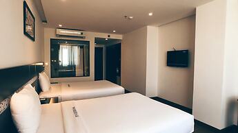 Sea Garden Hotel