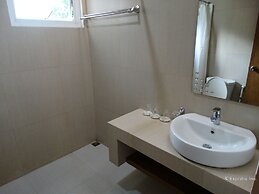 Greenspace Palawan Hotel