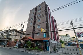 The Chateau Chiang Mai Residence
