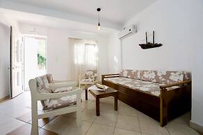 Tsakanos Apartments