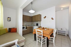 Tsakanos Apartments