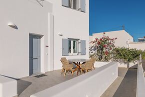 Tsakanos Home