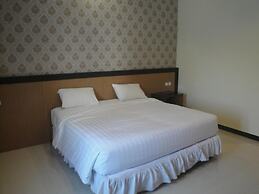 Sylvia Hotel Maumere