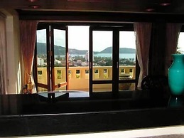 Prince Edouard Apartment & Resort