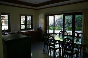 Prince Edouard Apartment & Resort