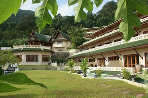 Prince Edouard Apartment & Resort