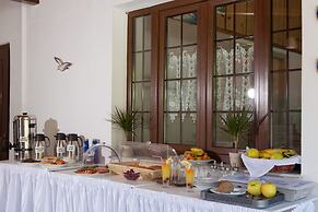 Hovolo Hotel Apartments
