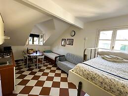 Giada Residence
