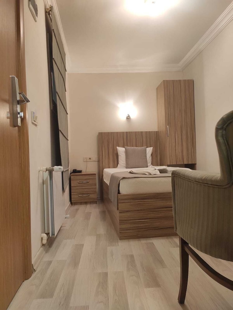 Berlin Otel Nişantaşı