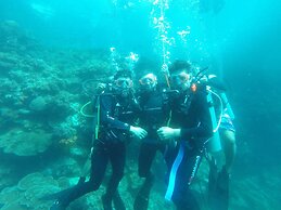 Almira Diving Resort