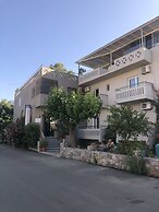 Labyrinth Hotel
