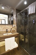 Alba Hotel