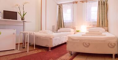 Andron Hotel