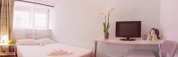 Andron Hotel