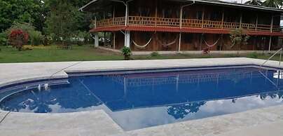 Miss Junies Lodge