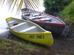 Miss Junies Lodge