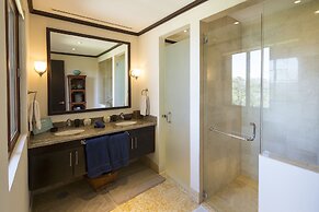 Papagayo Luxury